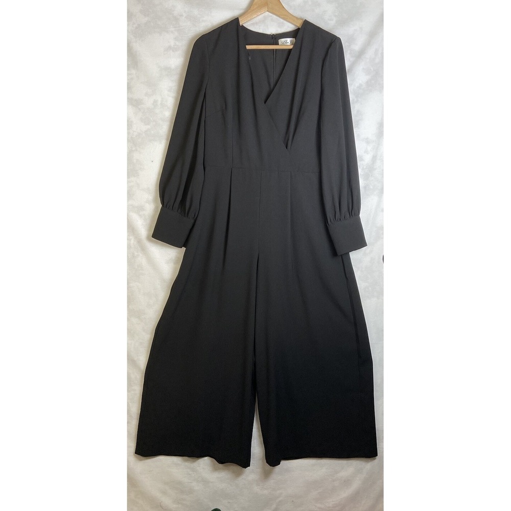 Eliza J Wrap Style Cuff long Sleeve Jumpsuit Size 8 Romper Wide Leg Minimalist